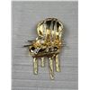 Image 2 : Vintage Signed Butler Knitting Theme Goldtone Brooch