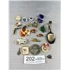 Image 1 : Vintage Collectible Lot of Pins, Spoons, Tokens Etc