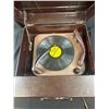 Image 2 : 1950's Fleetwood Radio Sold by Simpson Sears AM Radio Untested
