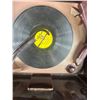 Image 3 : 1950's Fleetwood Radio Sold by Simpson Sears AM Radio Untested