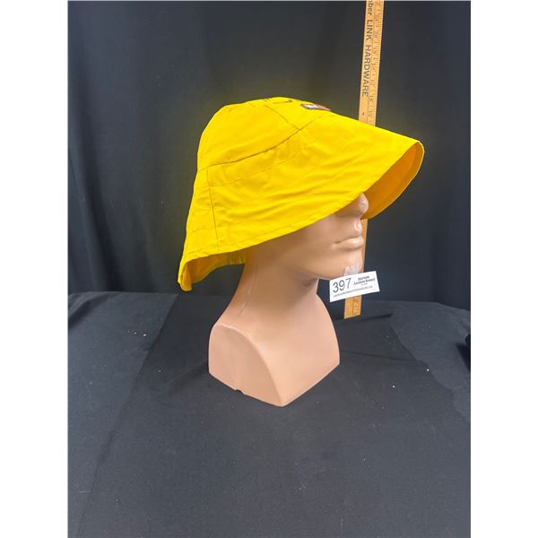 New Never Used Offical Newfoundland Sou'Wester Hat