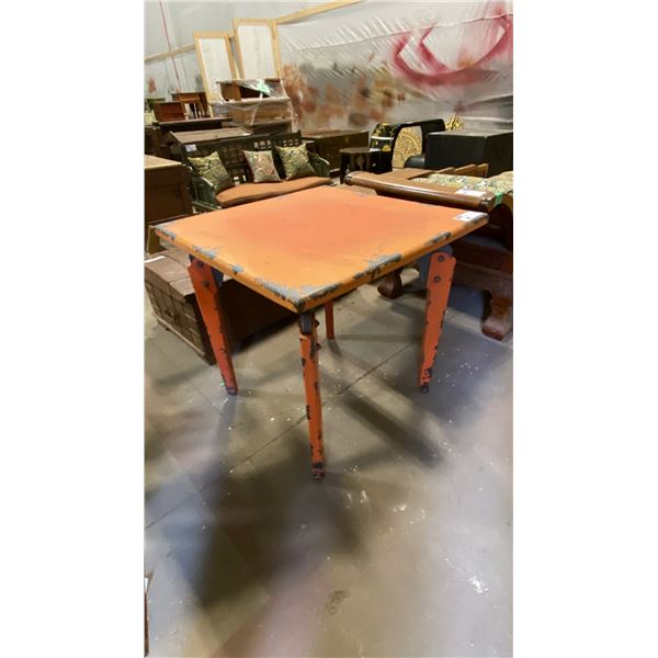 SQUARE WOODEN INDUSTRIAL STYLE TABLE