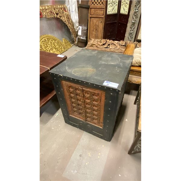 WOOD WITH METAL ACCENTS ASIAN CUPBOARD TOP SECTION