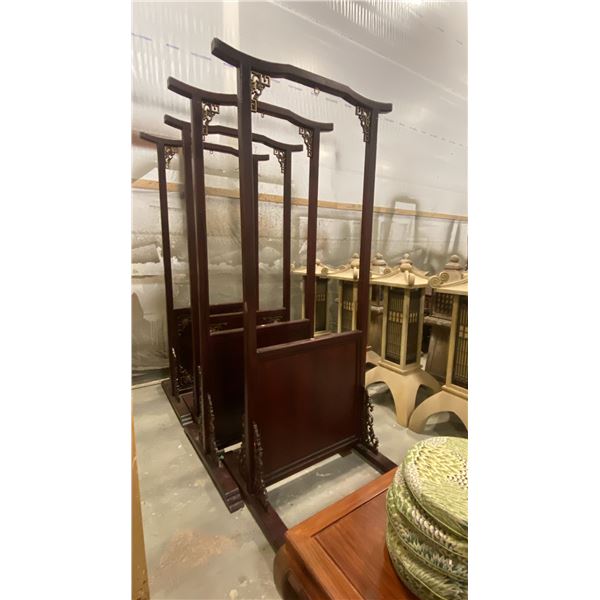 ORIENTAL CARVED HARDWOOD ROOM DIVIDER/LANTERN STAND