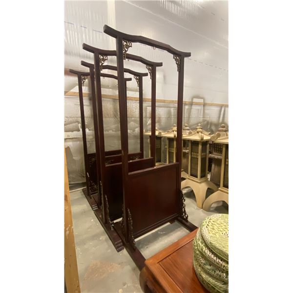 ORIENTAL CARVED HARDWOOD ROOM DIVIDER/LANTERN STAND