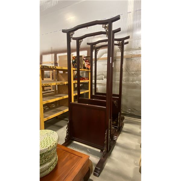 ORIENTAL CARVED HARDWOOD ROOM DIVIDER/LANTERN STAND