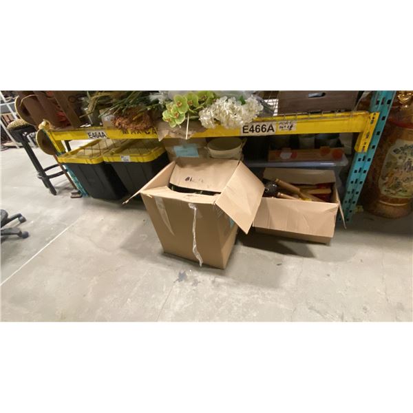 SHELF OF ASSORTED FAUX PLANTS/FLOWERS, FLOWER POTS & DECORATIVE ITEMS