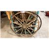 Image 3 : 2 LARGE WOODEN DECORATIVE WAGON WHEELS & BAMBOO CHIMES