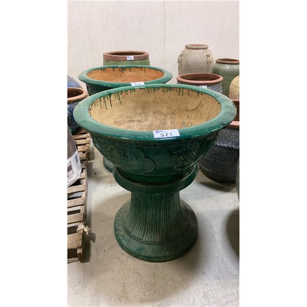 LARGE GREEN CERAMIC DECORATIVE PLANTER POT ON PEDESTAL (2 PCS) APPROX 3.1' H X 2' 10"W