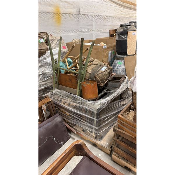 PALLET OF ASSORTED RUSTIC VILLAGE SET DEC PROPS