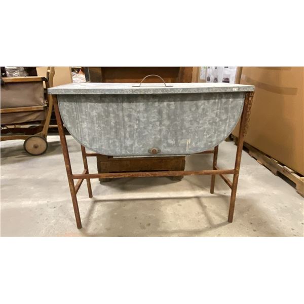 GALVANIZED RUSTIC ICE CHEST