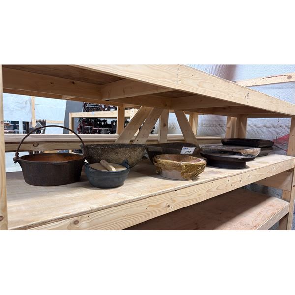 SHELF OF 9 ASSORTED COOKING VESSELS