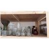 Image 4 : SHELF OF ASSORTED VINTAGE GLASS DECOR VASES & JARS