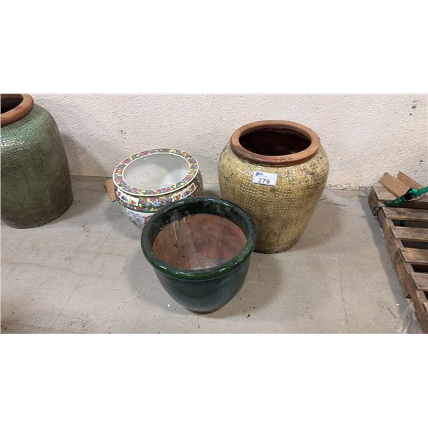 GROUP OF 3 ASSORTED LARGE PLANTER POTS