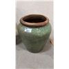 Image 1 : LARGE GREEN CERAMIC PLANTER POT 2'W X 2.5'H