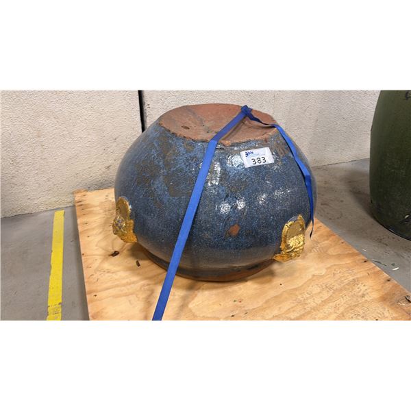 PAIR OF BLUE LARGE CERAMIC PLANTER POTS APPROX 2.3'W X 1.8'H