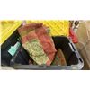 Image 3 : PALLET OF PLASTIC STORAGE BINS WITH ASSORTED DEC SET ITEMS AND PROPS