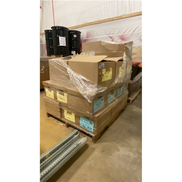 PALLET OF DEC SET ITEMS - CRYSTALS, GREEN CRYSTALS, CRYSTAL CLUSTERS AND CHANDELIERS