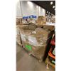 Image 1 : LARGE PALLET BOX FILLED WITH ASSORTED BASKETS
