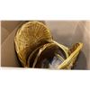 Image 2 : PALLET OF ASSORTED SHOW PROPS AND DECORATIONS - BASKETS, WOODEN BOXES AND MORE