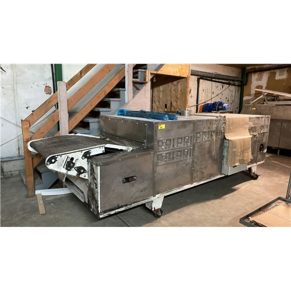 PRIPRI STAINLESS STEEL COMMERCIAL LARGE SCALE 58"W X 166"L X 52"H MOBILE CONVEYOR OVEN