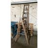 Image 2 : 3 ASSORTED SIZED WOODEN STEP LADDERS & 2 WOODEN WORK PLATFORMS *MUST TAKE ALL*