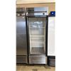 Image 2 : TRUE T-23 STAINLESS STEEL COMMERCIAL SINGLE DOOR MOBILE ELECTRIC REACH-IN COOLER WITH RACKS