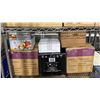Image 3 : 4 TIER 36"W X 18"D X 76"H MOBILE COMMERCIAL METRO STYLE RACKING SYSTEM WITH ASSORTED TAKE
