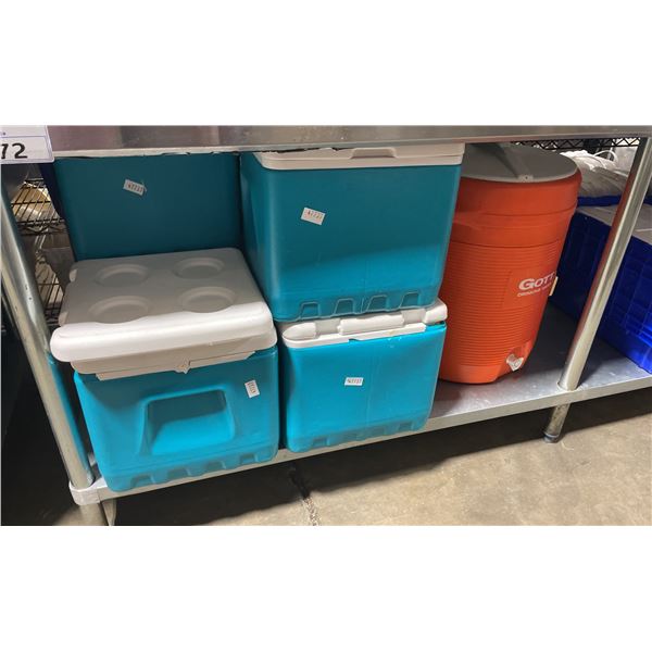 LARGE ORANGE COLD BEVERAGE DISPENSER & 7 TEAL SMALL TRANSPORT COOLERS