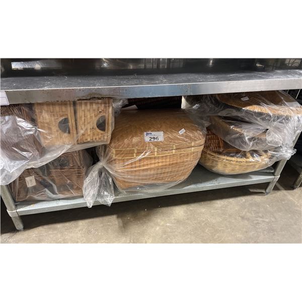 ASSORTMENT OF LARGE WICKER BASKETS