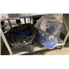 Image 1 : 2 BAGS OF COMPANY BRANDED APRONS, COLLARED SHIRTS & T SHIRTS
