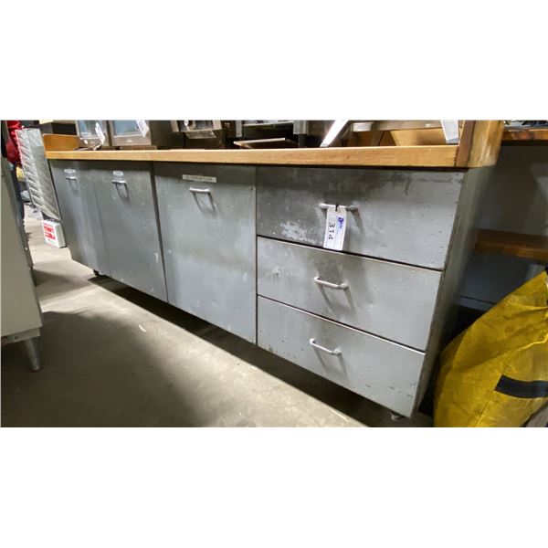 BUTCHER BLOCK TOP 3 DOOR 3 DRAWER PIZZA PREPARATION COUNTER 96"L X 30.5"D X 39.5"H