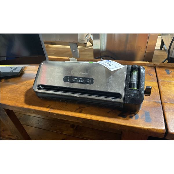 FOODSAVER VACUUM SEALING SYSTEM