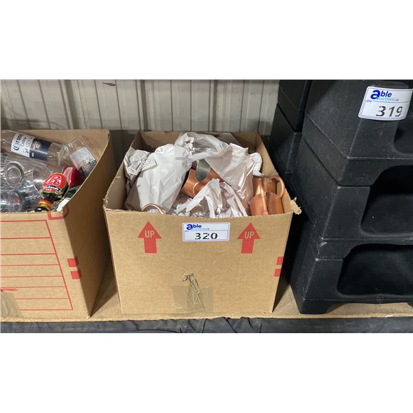 BOX OF ASSORTED BEER/WINE GLASSES & MOSCOW MULE CUPS
