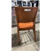 Image 2 : MEDIUM WOOD TONE SOLID BACK PADDED COMMERCIAL RESTAURANT DINING CHAIR
