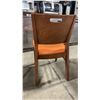 Image 2 : MEDIUM WOOD TONE SOLID BACK PADDED COMMERCIAL RESTAURANT DINING CHAIR