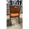 Image 2 : MEDIUM WOOD TONE SOLID BACK PADDED COMMERCIAL RESTAURANT DINING CHAIR