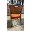 Image 2 : MEDIUM WOOD TONE SOLID BACK PADDED COMMERCIAL RESTAURANT DINING CHAIR