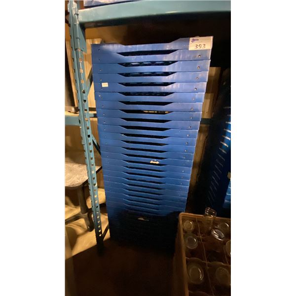 STACK OF APPROX 30 BLUE PLASTIC COMMERCIAL BREAD / CATERING TRAYS