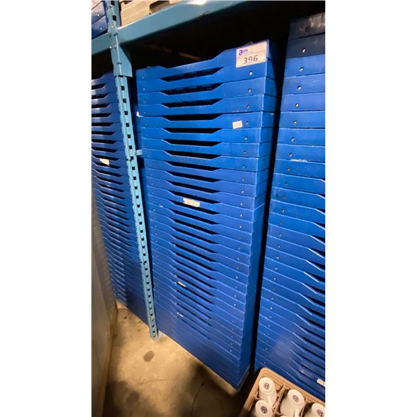 STACK OF APPROX 30 BLUE PLASTIC COMMERCIAL BREAD / CATERING TRAYS