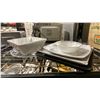 Image 3 : LARGE BOX OF ASSORTED RESTAURANT DISHWARE