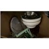 Image 7 : LARGE BOX OF ASSORTED RESTAURANT DISHWARE