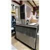 Image 2 : KOSHIZAKI KM-900MAH COMMERCIAL ICE MAKER WITH LARGE SCALE ICE HOPPER