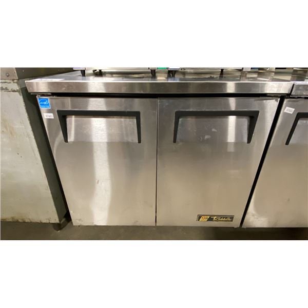 TRUE REFRIGERATION TUC-36 STAINLESS STEEL COMMERCIAL 2 DOOR MOBILE REACH IN COOLER