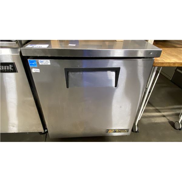 TRUE REFRIGERATION TUC-27-LP STAINLESS STEEL COMMERCIAL SINGLE DOOR UNDERCOUNTER REFRIGERATOR
