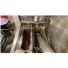 Image 4 : FRYMASTER PMJ135SC STAINLESS STEEL COMMERCIAL 2 BASKET DEEP FRYER