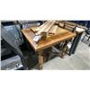 Image 2 : RUSTIC WOOD TABLE WITH ASSORTED WOOD CHARCUTERIE/CUTTING BOARDS
