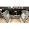 Image 3 : MASTER FORGE BLACK 6 BURNER BBQ PROPANE BBQ WITH GLASS VIEWING WINDOW & SIDE BURNER