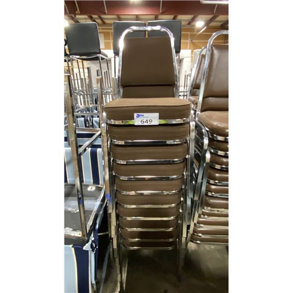STACK OF 10 BROWN PADDED FABRIC CHROME METAL FRAMED STACKING EVENT CHAIRS