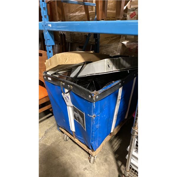 BIN OF ASSORTED COMMERCIAL RESTAURANT ITEMS- PIZZA STANDS, CUTTING BOARDS, PLASTIC INSERTS, BAKING